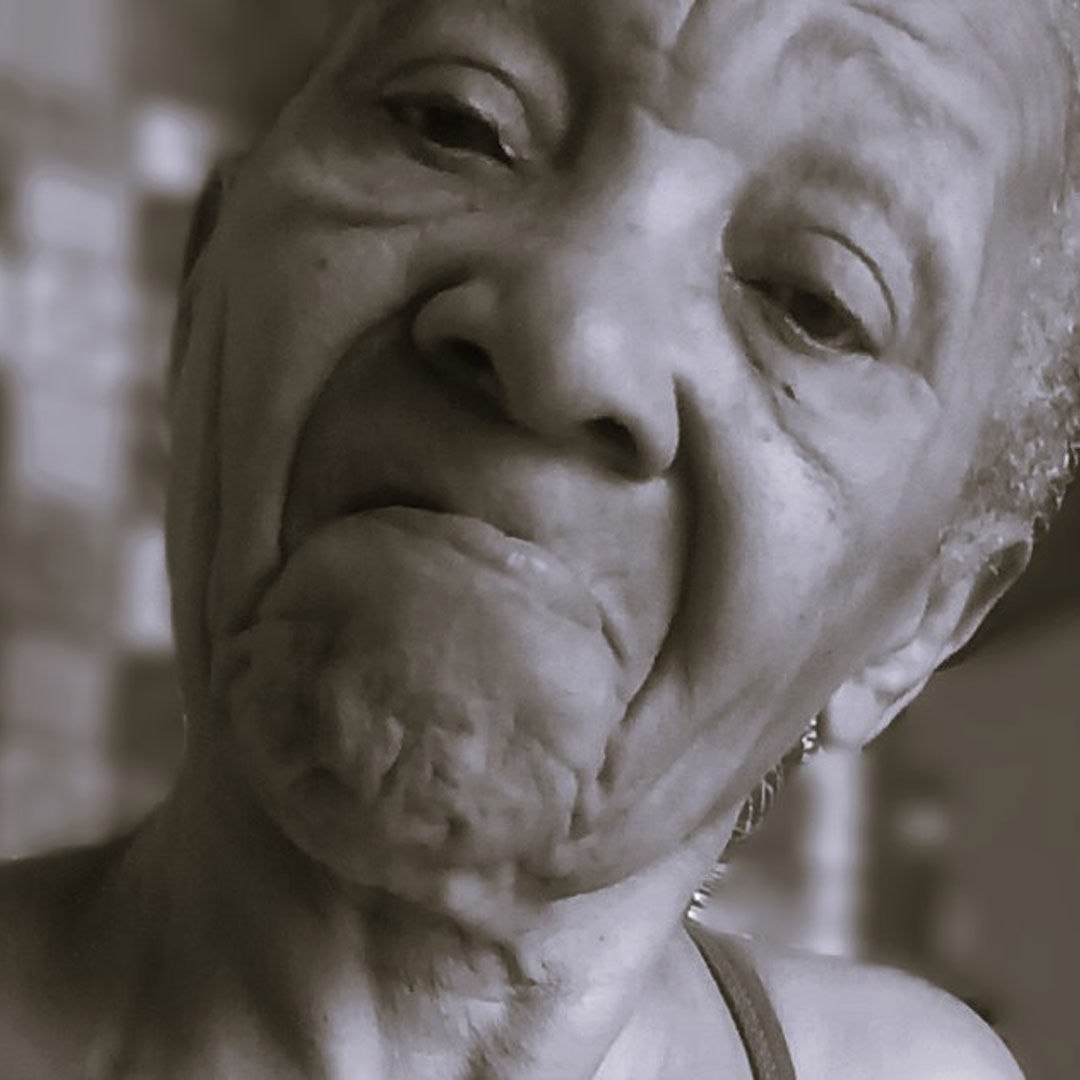 Alzira-Guarda-um-Silencio-STILL